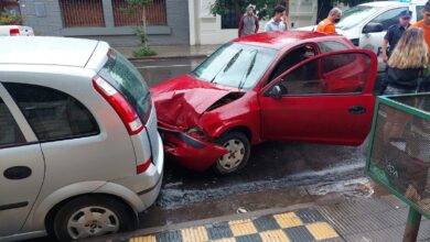 Photo of Iba borracho y chocó tres autos estacionados