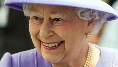 Photo of La Reina Isabel II dio positivo en COVID-19: tiene síntomas leves