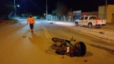 Photo of Borracho se cruzó de carril y chocó a otro moto
