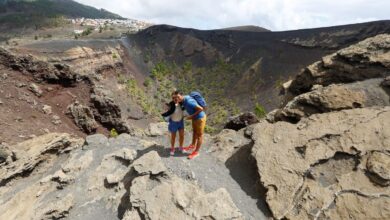 Photo of Quiso sacarse una selfie y se cayó a un volcán