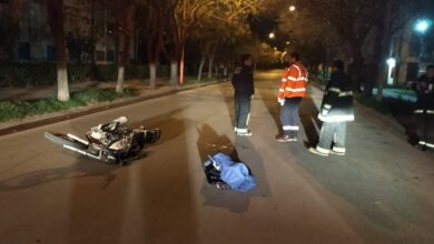 Photo of Un motociclista debió ser hospitalizado tras chocar con un taxi