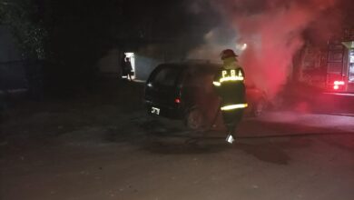 Photo of Un auto se incendió en la vía pública