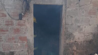 Photo of Se incendió un galpón en el interior de una vivienda