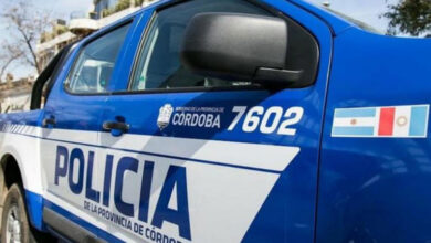 Photo of Horror en Córdoba: Mujer policía mató a su hijo e hirió a su hija