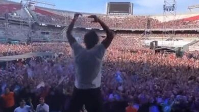 Photo of Antes de su show en River, Harry Styles festejó con sus fans argentinos el triunfo de la Scaloneta