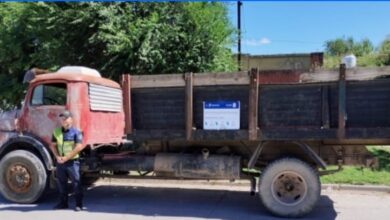 Photo of VIDEOS: Secuestraron un camión por el cuantioso robo de rieles