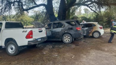 Photo of Se incendiaron 3 vehículos en el Club de Golf Palihue